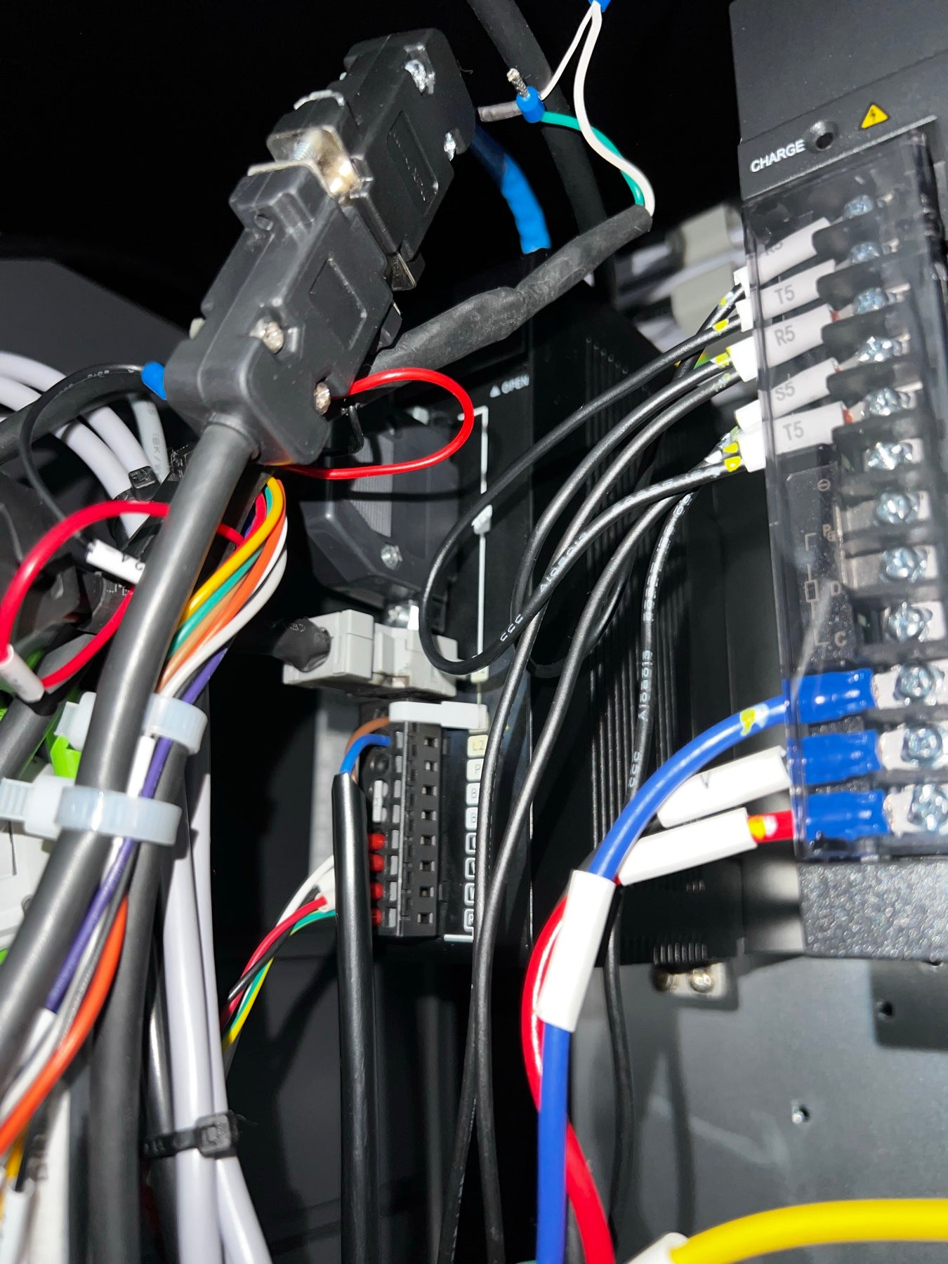 Real CNC electrical cabinet wiring for external rotary-axis retrofit